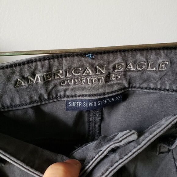 WORN ONCE AMERICAN EAGLE GREY HI RISE JEANS SZ 8 - Picture 8 of 9